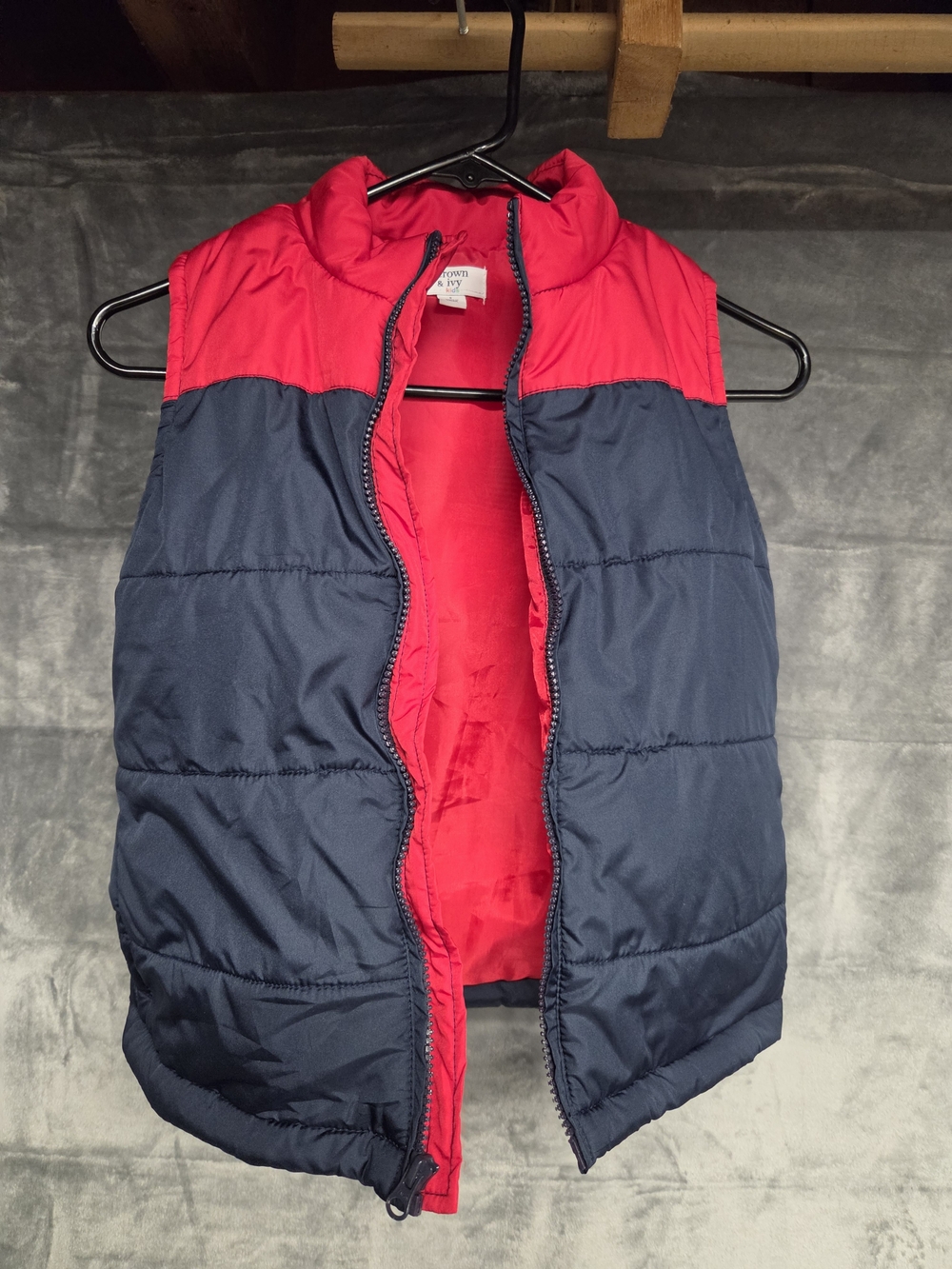 crown & ivy Kids Navy and Red Puffer Vest